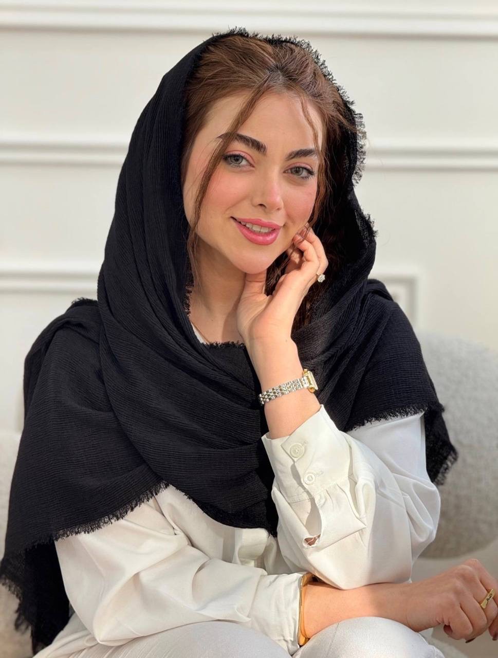 شال مشکی برشکا دور ریش
