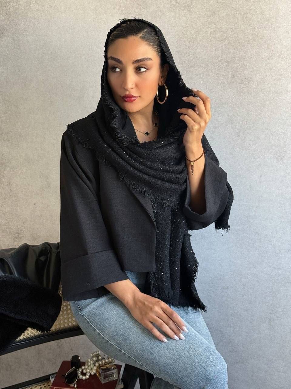 شال مشکی بوکله پولکی